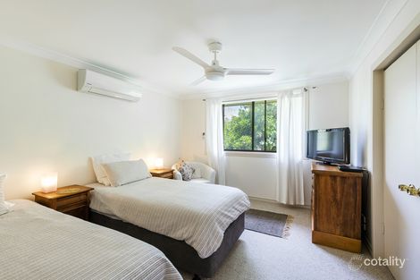 Property photo of 10 Cypress Close Iluka NSW 2466