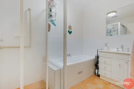 Property photo of 2/80 Robert Street Tenambit NSW 2323