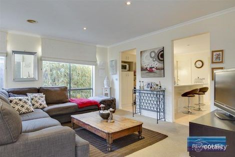 36 Samantha Dr, Mornington, VIC 3931