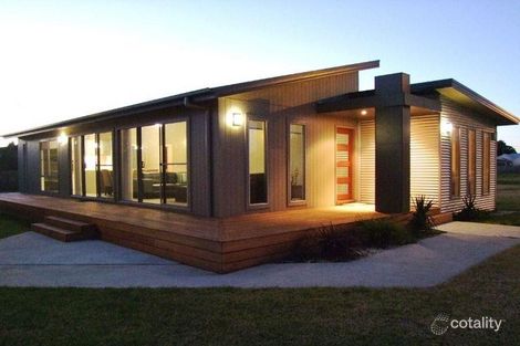 538b Lake Tyers Beach Rd, Lake Tyers Beach, VIC 3909