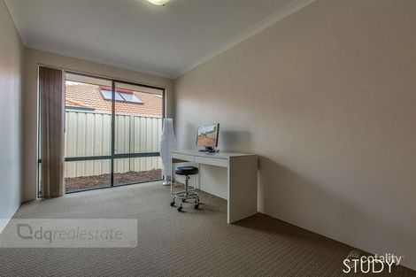 Property photo of 43 Hennessy Drive Ashby WA 6065