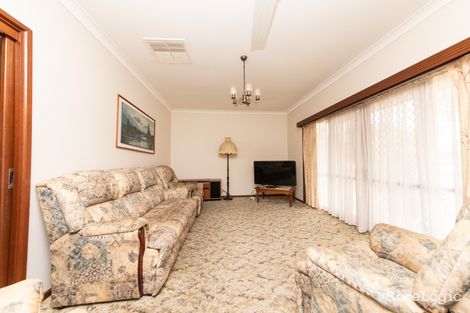 Property photo of 28 Coral Crescent Dubbo NSW 2830