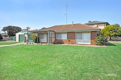 4 Caldwell St, Mitchell Park, VIC 3355
