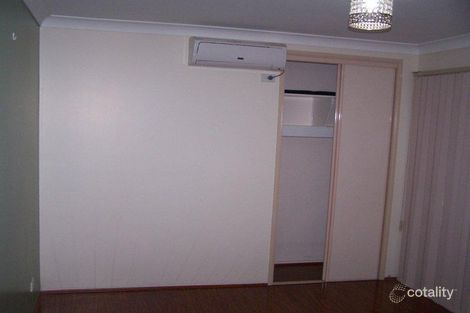 Property photo of 17 Burkhart Place Minto NSW 2566