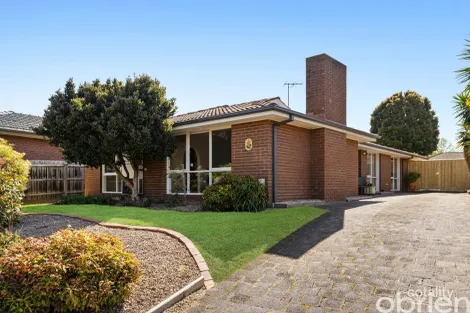 54 Ferndale Dr, Frankston, VIC 3199