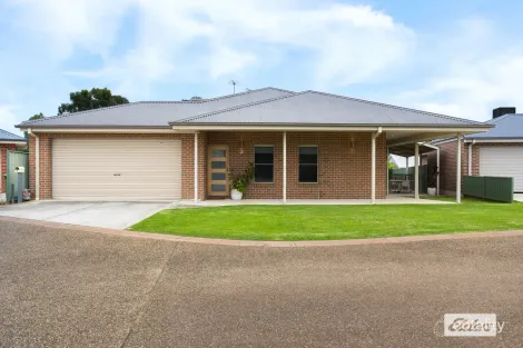 Property photo of 3 Carlyle Court Rutherglen VIC 3685