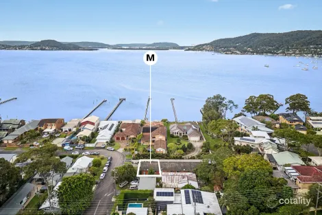 Property photo of 1/5 Victory Parade Tascott NSW 2250