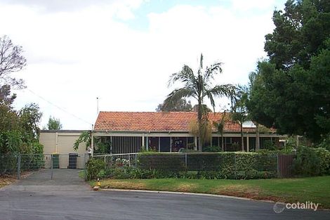 15 Detling Ct, Kelmscott, WA 6111