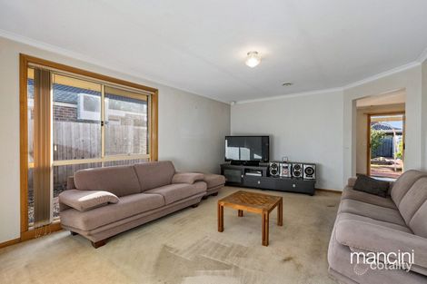 Property photo of 17 Bendick Court Altona Meadows VIC 3028