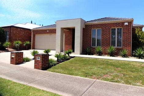 Property photo of 18 Buvelot Crescent Caroline Springs VIC 3023