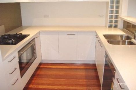 Property photo of 18/64-66 Riversdale Road Hawthorn VIC 3122