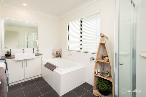 Property photo of 1/12 Gumtree Crescent Upper Coomera QLD 4209