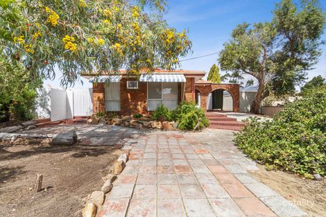 Property photo of 4 Newton Court Armadale WA 6112