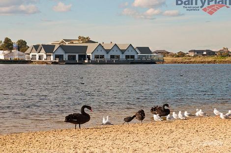 Property photo of 20 Watersedge Cove Point Cook VIC 3030