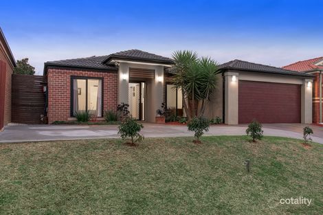 53 Blue Ridge Dr, Mooroolbark, VIC 3138
