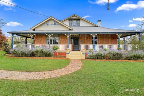 64 Allanan St, Young, NSW 2594