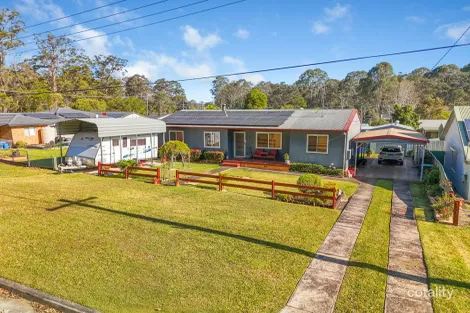 4 Taree St, Lansdowne, NSW 2430