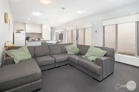 Property photo of 67C Dyson Drive Alfredton VIC 3350