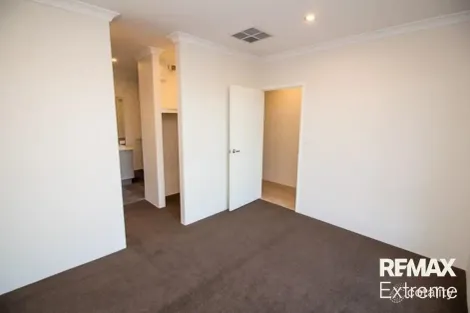 7 Lambent Rd, Eglinton, WA 6034