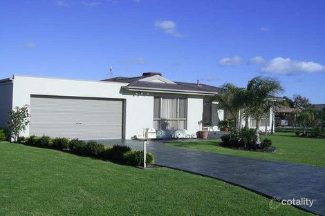 Property photo of 28 Golf Course Circle Safety Beach VIC 3936