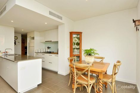 Property photo of 204/53 Chaucer Crescent Canterbury VIC 3126