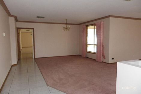 Property photo of 47 Australia Drive Taylors Lakes VIC 3038