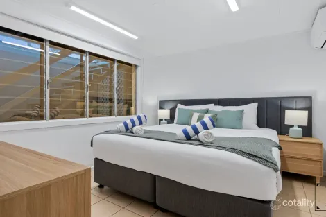 Property photo of 46 Endeavour Road Clifton Beach QLD 4879