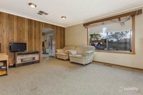 Property photo of 68 Mulhall Drive St Albans VIC 3021