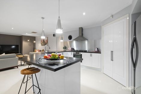 Property photo of 7 Red Wattlebird Crescent Langwarrin VIC 3910