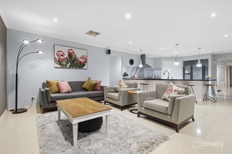 Property photo of 7 Red Wattlebird Crescent Langwarrin VIC 3910