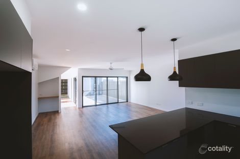 Property photo of 28 Bedarra Circuit Maroochydore QLD 4558