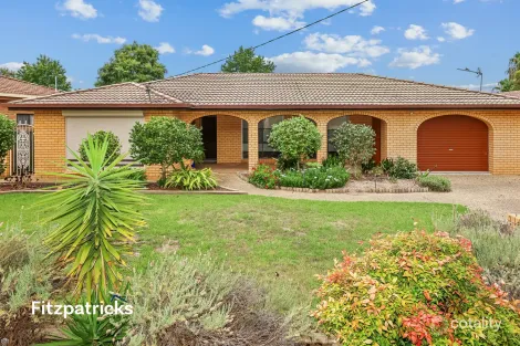 13 Horsley St, Kooringal, NSW 2650