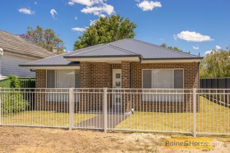 12 Hector St, Umina Beach, NSW 2257