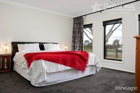 Property photo of 27 Gibson Street Boorooma NSW 2650