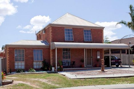 Property photo of 38 William Drive Kangaroo Flat VIC 3555