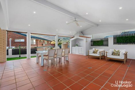 Property photo of 14 Kilmorey Street Carindale QLD 4152