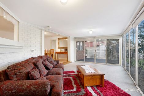 Property photo of 9 Douglas Court Cranbourne West VIC 3977