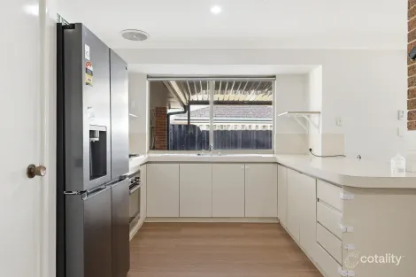 Property photo of 13 Minigwal Court Greenfields WA 6210
