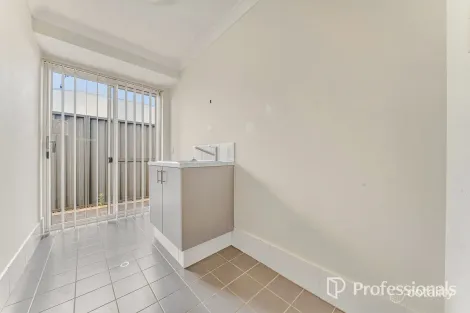 Property photo of 10A Whittaker Way Waroona WA 6215