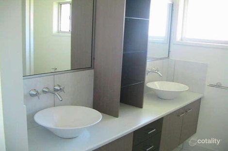 Property photo of 4 Gill Place Kalkie QLD 4670