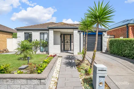 Property photo of 39 Parkin Avenue Caroline Springs VIC 3023