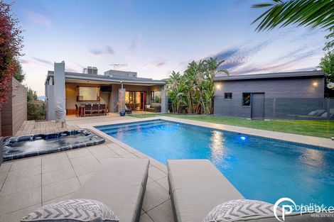 Property photo of 8 Natren Court Berwick VIC 3806