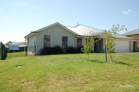 Property photo of 31 Darwin Drive Llanarth NSW 2795
