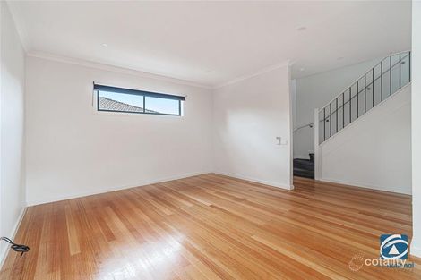 Property photo of 2/5 Broadmeadows Road Tullamarine VIC 3043