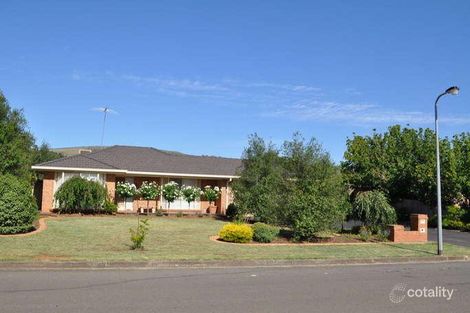14 Cairns Dr, Darley, VIC 3340