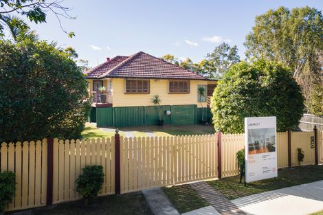 Property photo of 25 Baileys Road Ashgrove QLD 4060