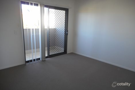 Property photo of 4/17 Brock Drive Springfield Lakes QLD 4300