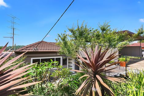Property photo of 27 Outlook Drive Figtree NSW 2525