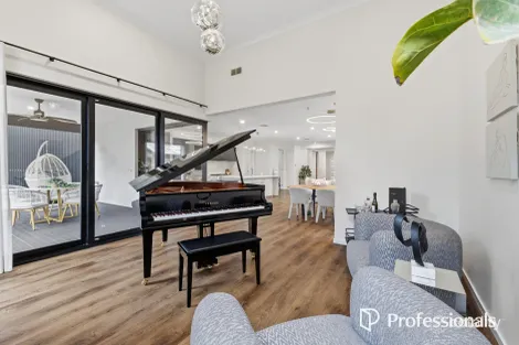 Property photo of 18 Dunlop Street Ashburton VIC 3147