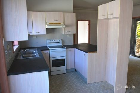 Property photo of 27 Yeramba Road Summerland Point NSW 2259
